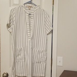 Super cute tunic top!